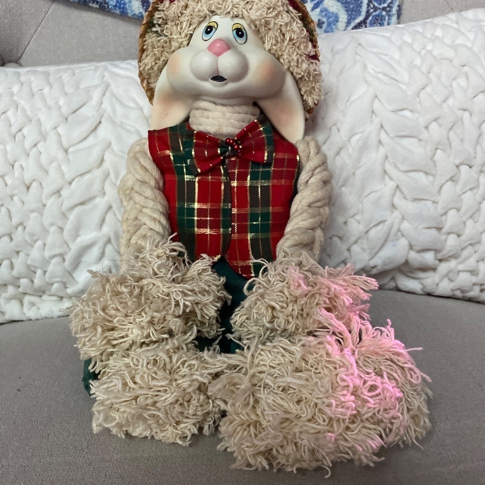 Porcelain Shelf Sitting Christmas Bunny - Picture 6 of 13